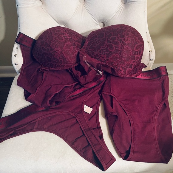 Victoria Secret 🤫 Bra and Panty Sets - Picture 10 of 12